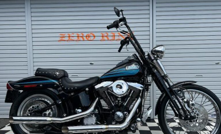 ＨＡＲＬＥＹ−ＤＡＶＩＤＳＯＮ ＦＸＳＴＳＢ　バットボーイ　ＣＲキャブ　シートスタッズ　アップハンドル　純正スタイル 