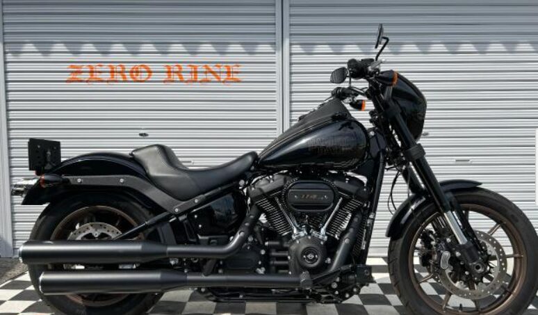 ＨＡＲＬＥＹ−ＤＡＶＩＤＳＯＮ ＦＸＬＲＳ　ソフテイル　ローライダーＳ　サイドバック　エンジンガード　ワンオーナー　ＥＴＣ 