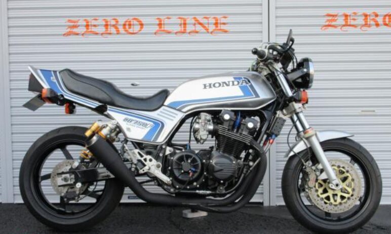 ホンダ ＣＢ１１００Ｆ／ミクニＴＭＲキャブ／ブレンボ／メガホンマフラー 